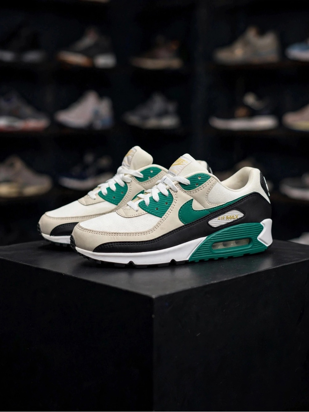 Nike Air Max 90 'Malachite' (2023)